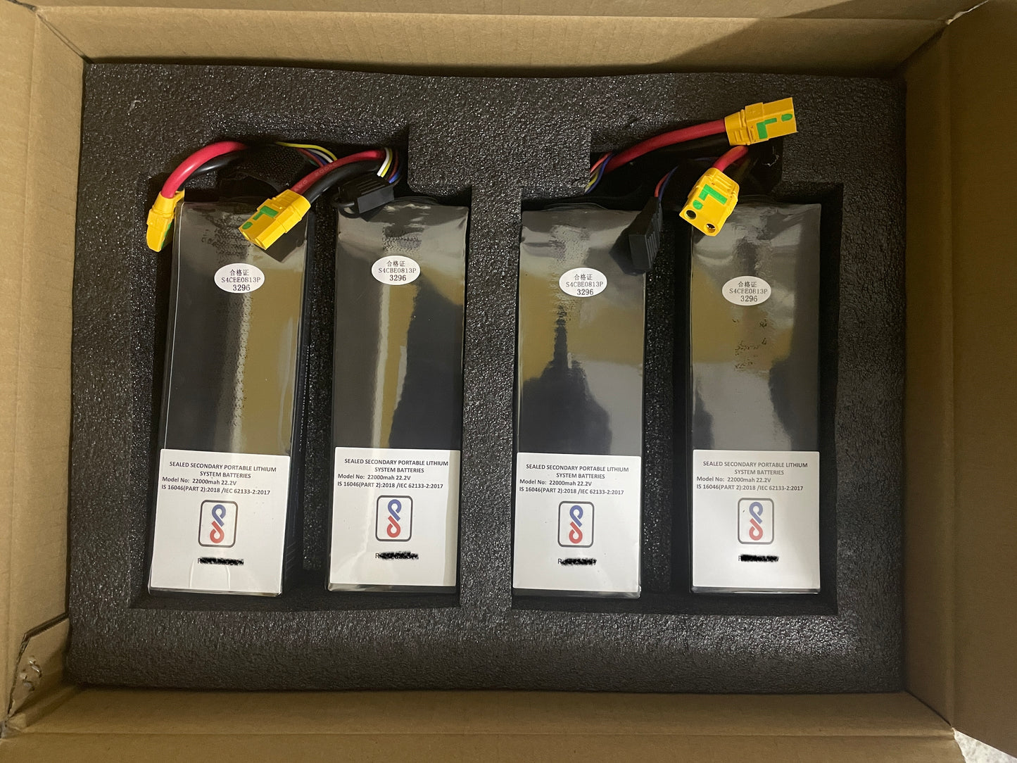 Herewin 22000 mah 22.2v 6s 20c-pack of 4-Drone batteries and chargers